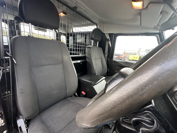 Used Land Rover Defender 90 2013 for sale - 76269966: Photo 14