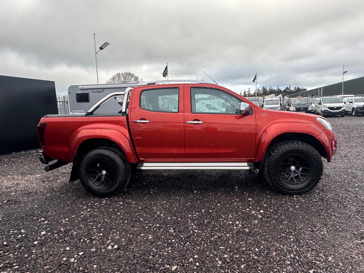Used Isuzu D-Max 2017 for sale - 77683366: Photo 9