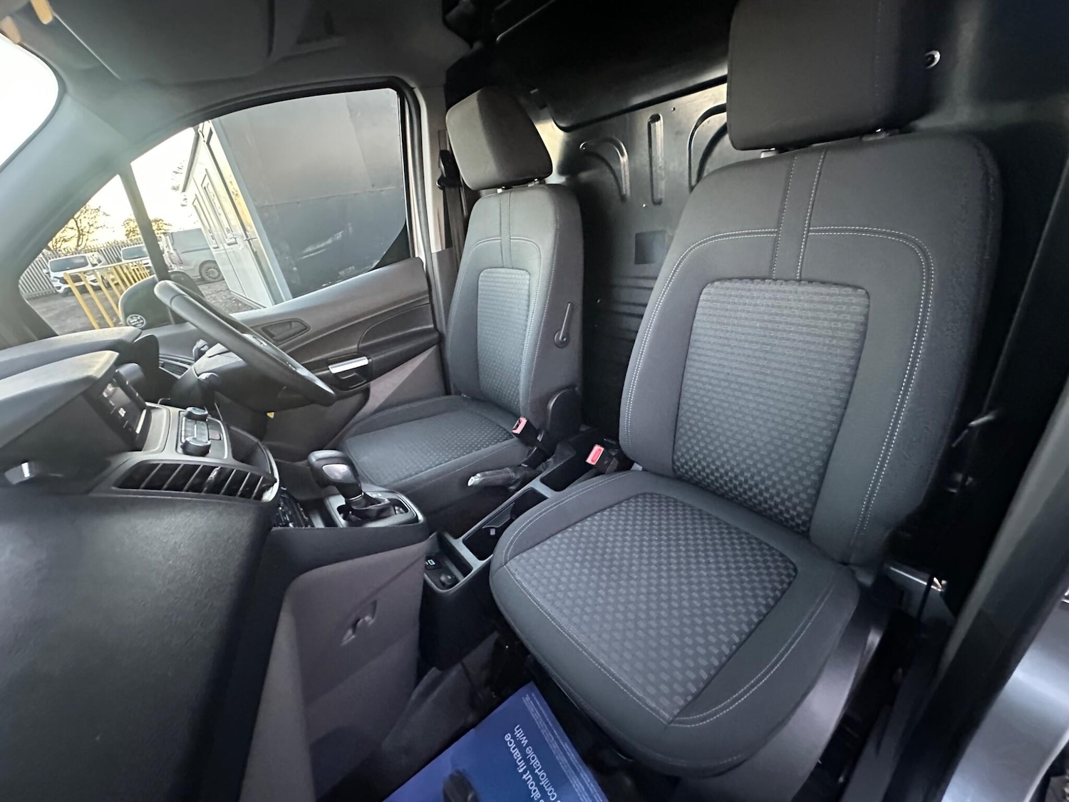 Used Ford Transit Connect 2020 for sale - 76994487: Photo 18