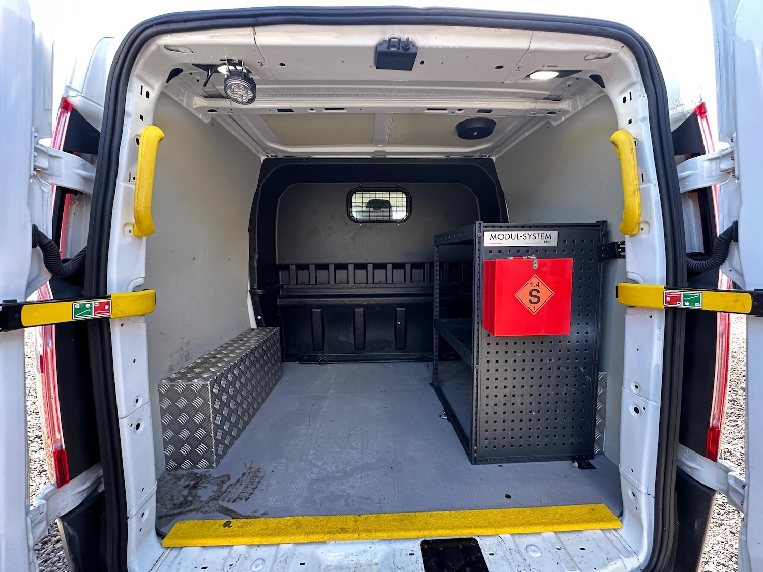 Used Ford Transit Custom 2018 for sale - 77939489: Photo 17