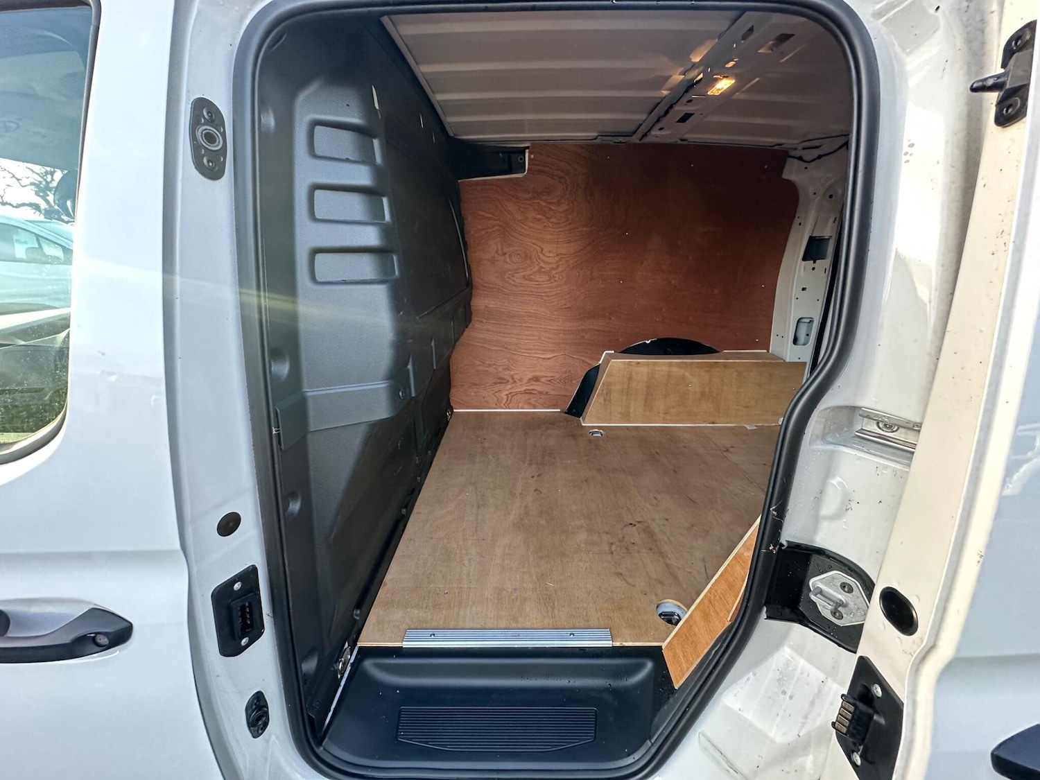 Used Volkswagen Caddy 2023 for sale - 76898952: Photo 13