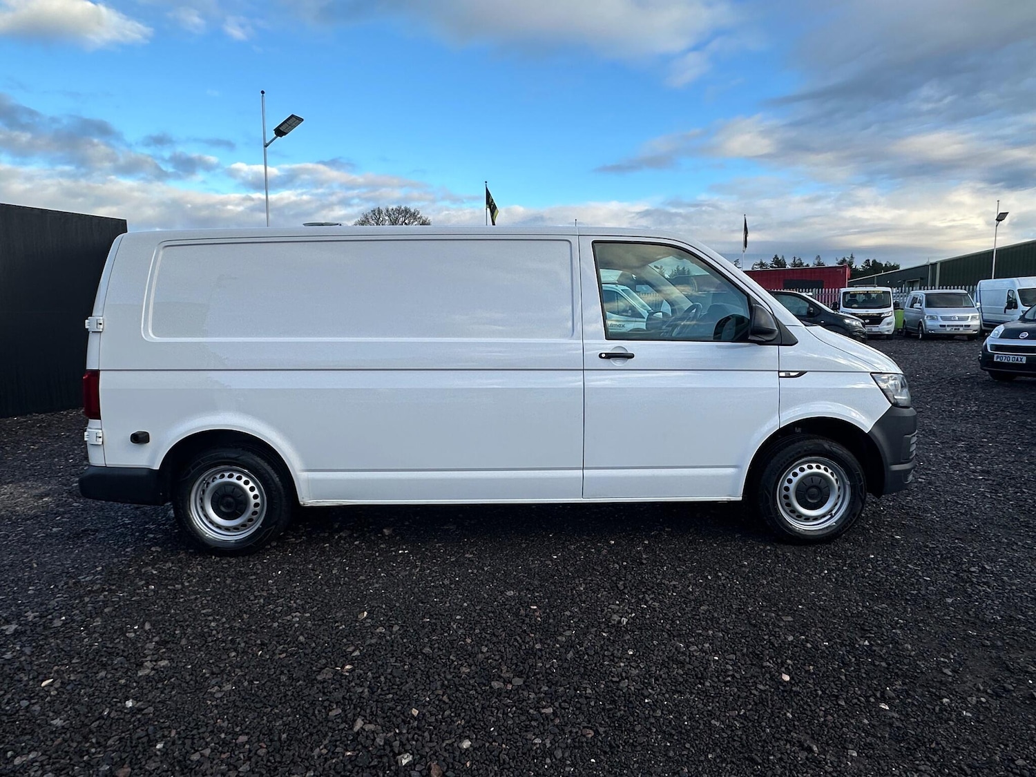 Used Volkswagen Transporter 2019 for sale - 77091099: Photo 10