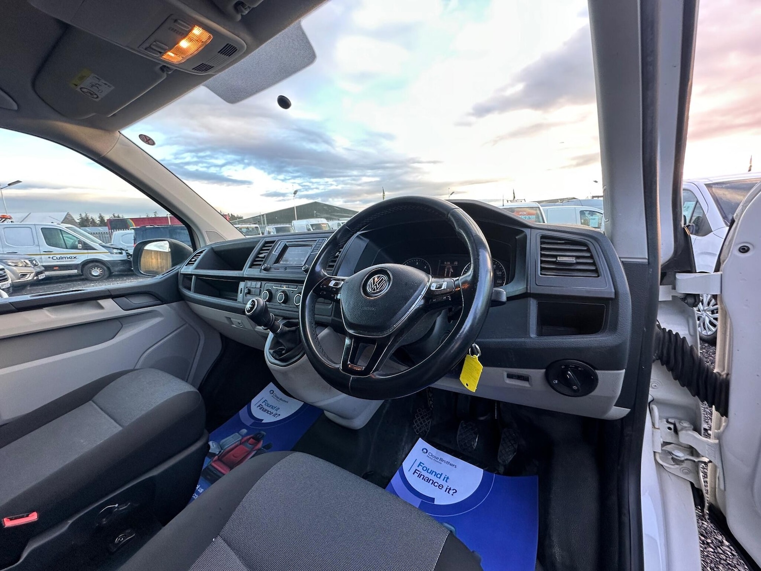 Used Volkswagen Transporter 2019 for sale - 77091099: Photo 13