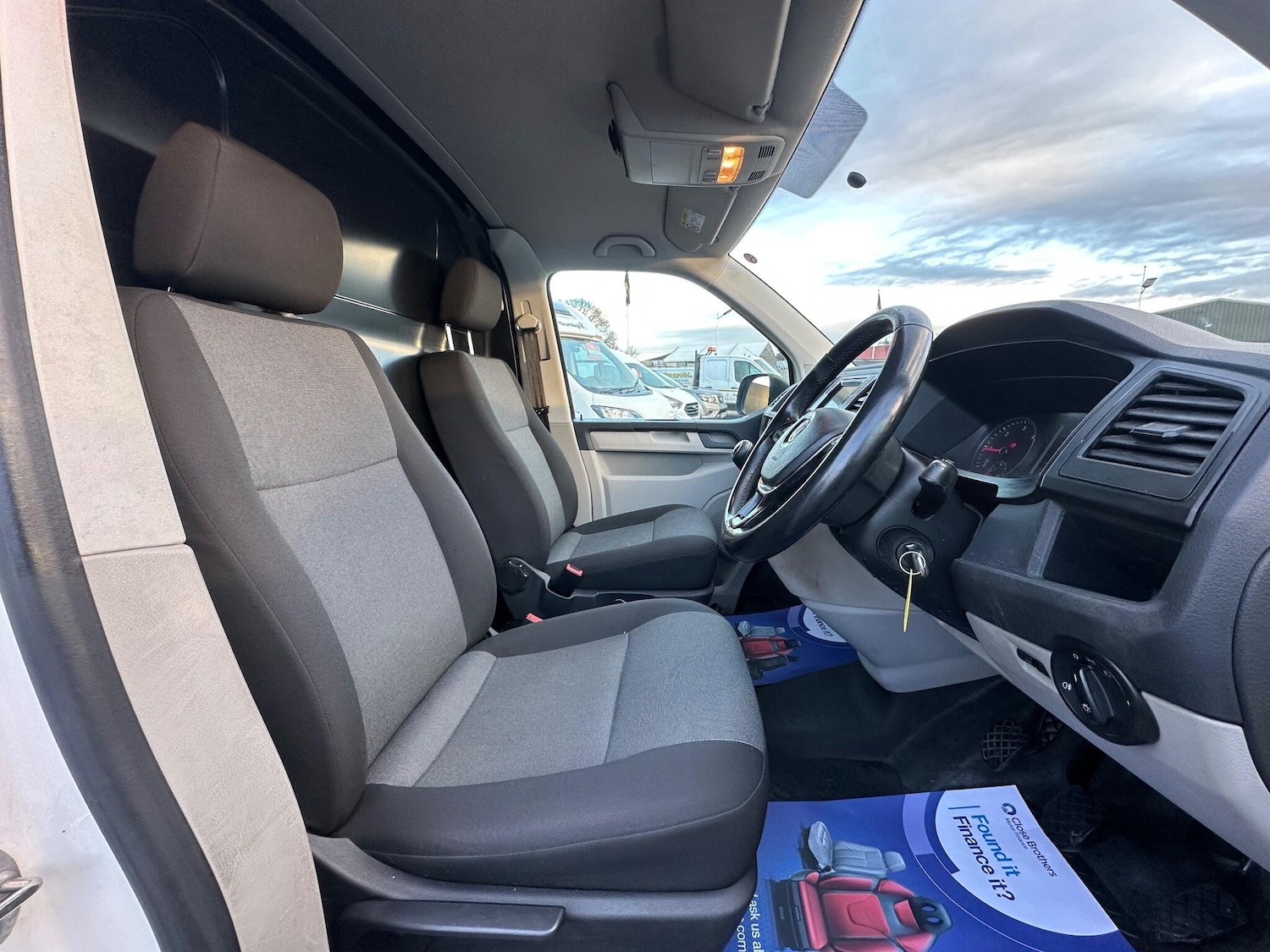 Used Volkswagen Transporter 2019 for sale - 77091099: Photo 14