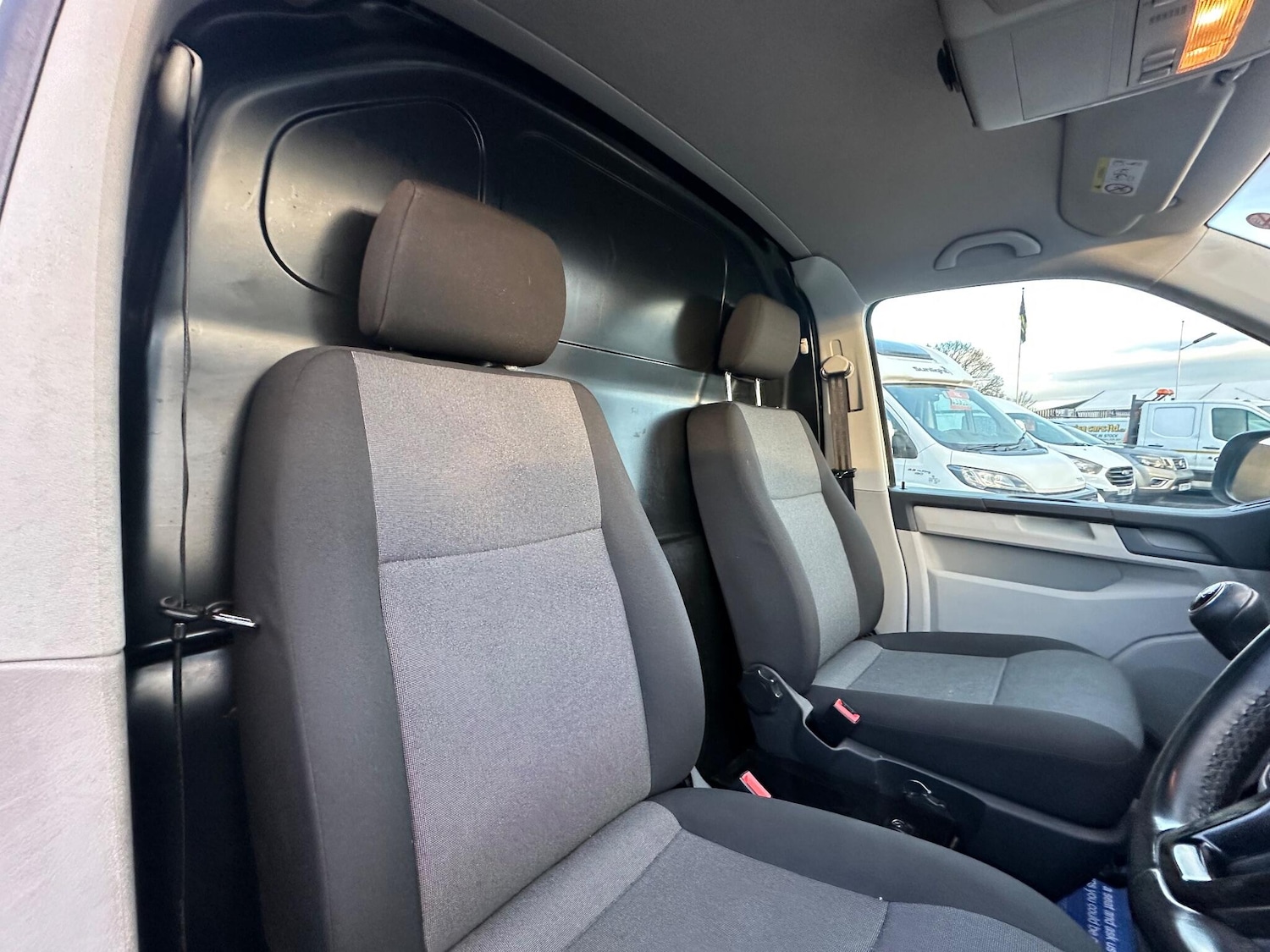 Used Volkswagen Transporter 2019 for sale - 77091099: Photo 16