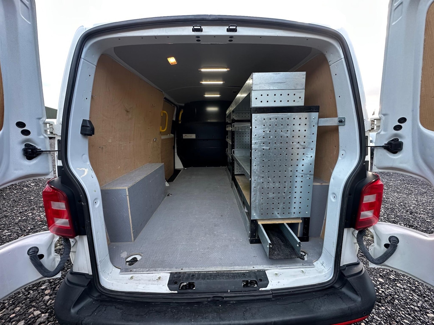 Used Volkswagen Transporter 2019 for sale - 77091099: Photo 17