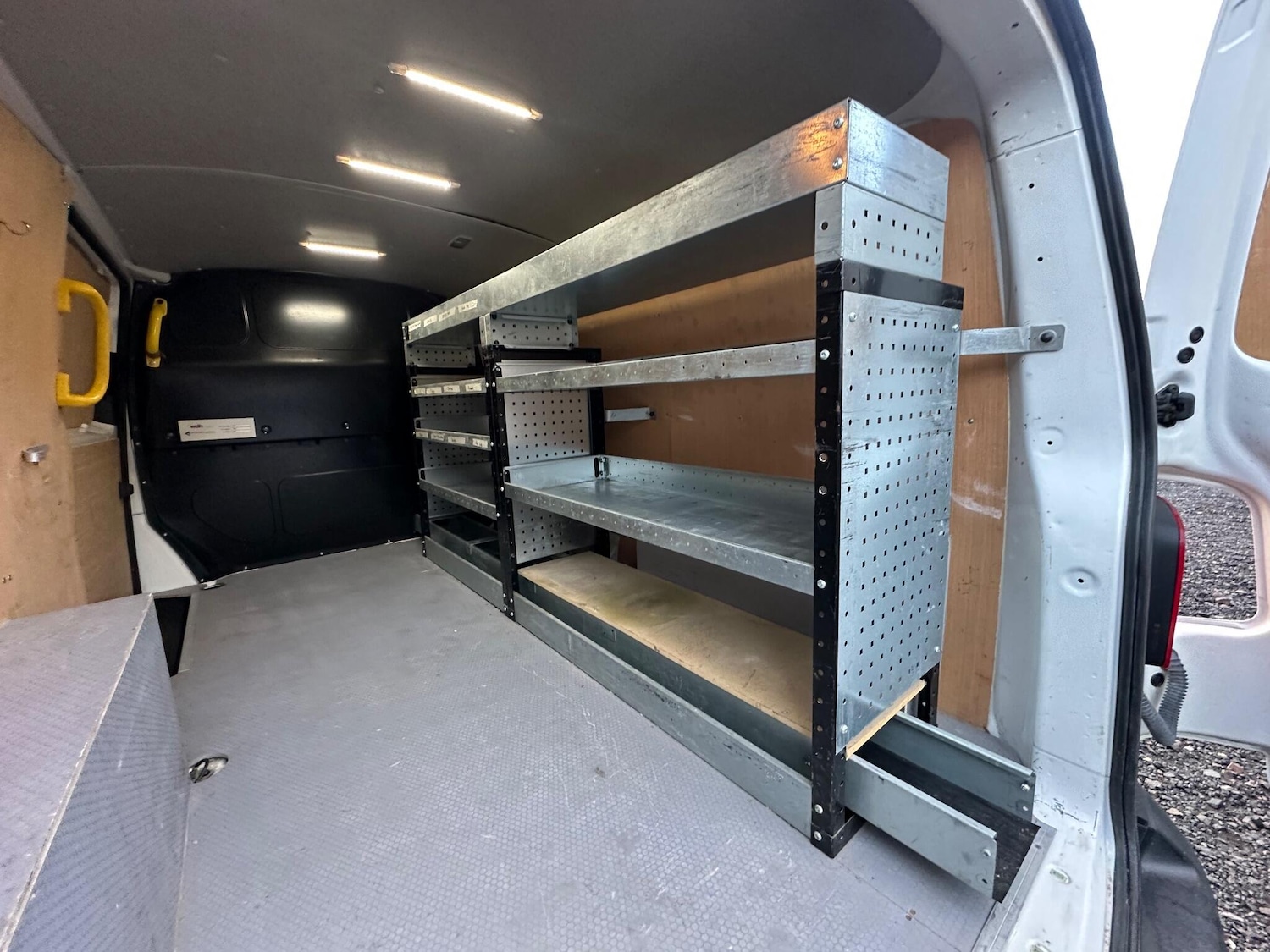 Used Volkswagen Transporter 2019 for sale - 77091099: Photo 18