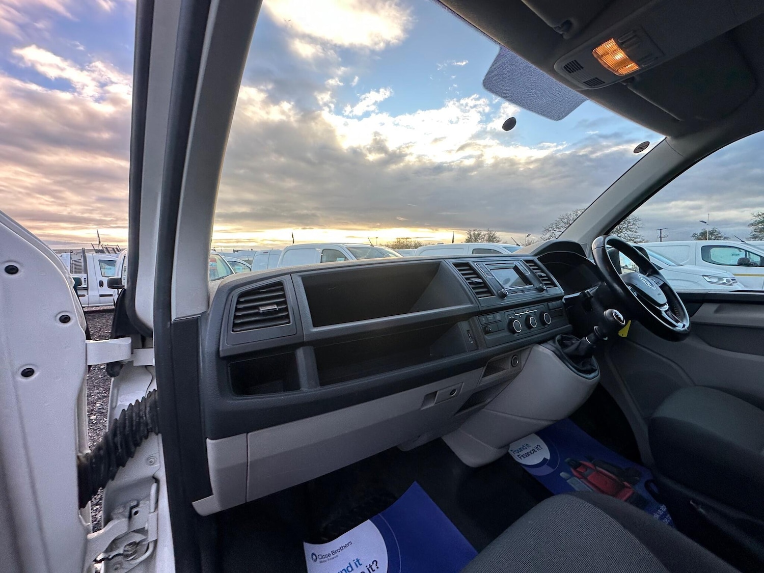 Used Volkswagen Transporter 2019 for sale - 77091099: Photo 23