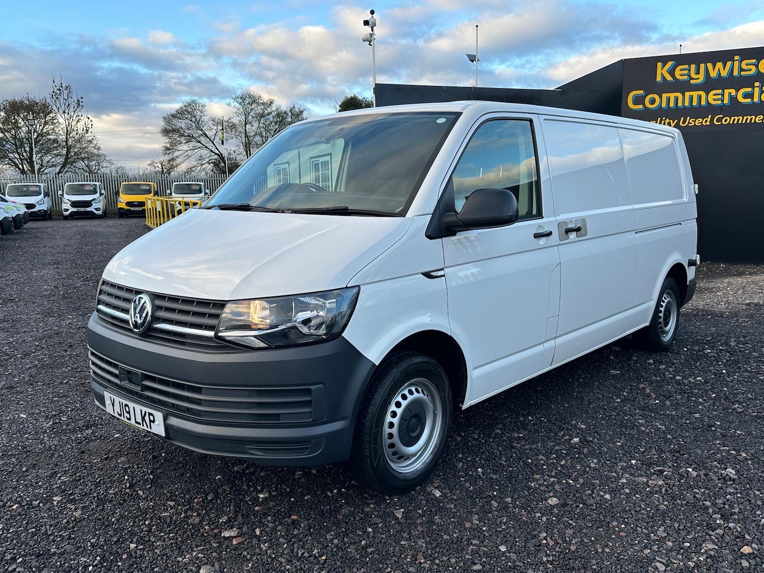 Used Volkswagen Transporter 2019 for sale - 77091099: Photo 5