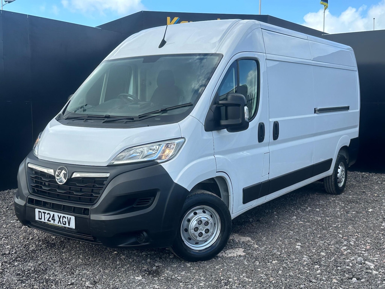 Used Vauxhall Movano 2024 for sale - 77839208: Photo 3