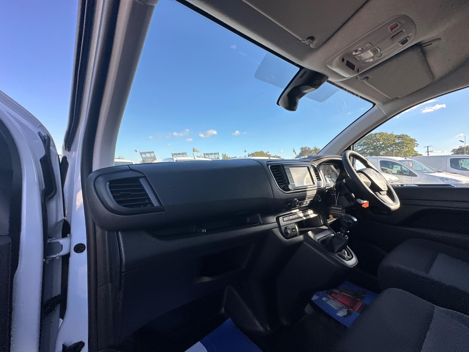 Used Citroen Dispatch 2023 for sale - 76992080: Photo 19