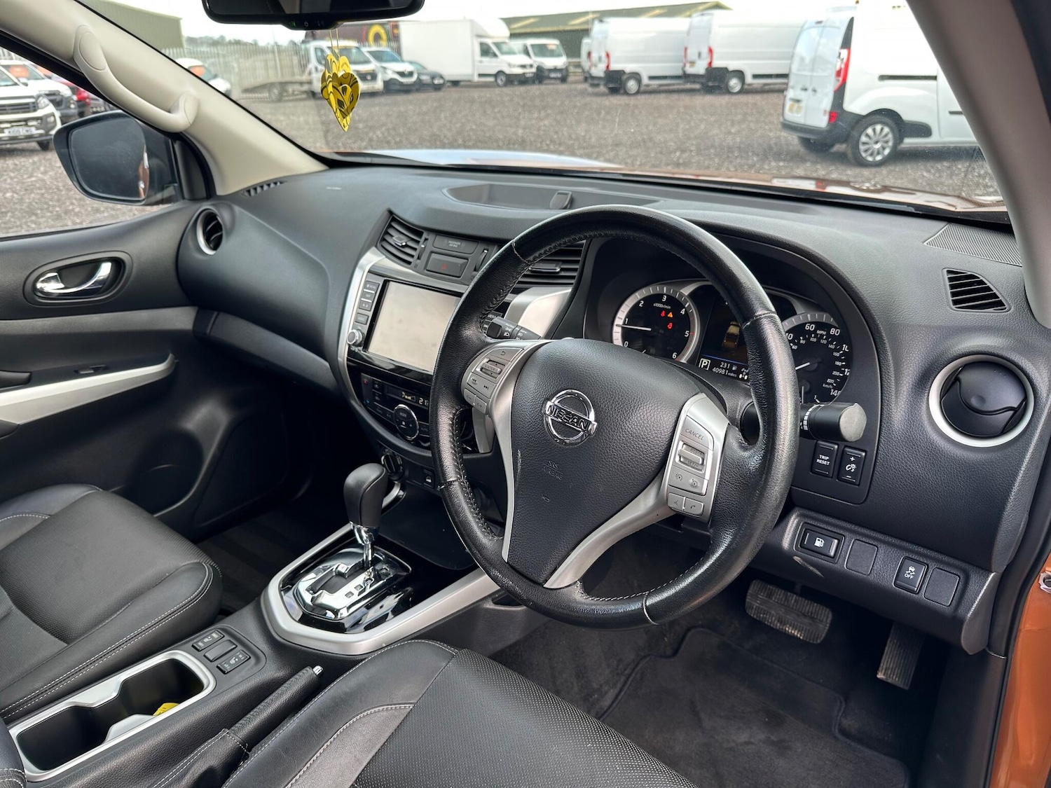 Used Nissan Navara 2020 for sale - 77724187: Photo 12