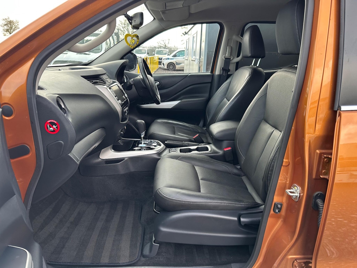 Used Nissan Navara 2020 for sale - 77724187: Photo 21