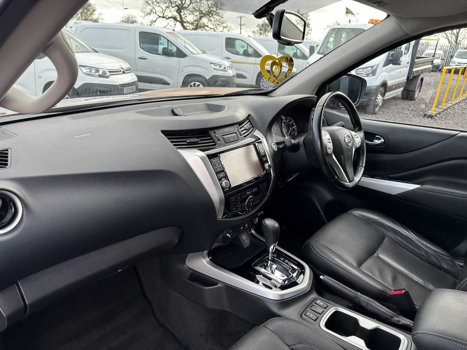 Used Nissan Navara 2020 for sale - 77724187: Photo 22