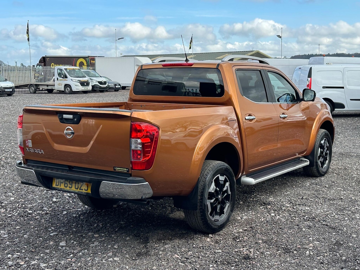 Used Nissan Navara 2020 for sale - 77724187: Photo 8