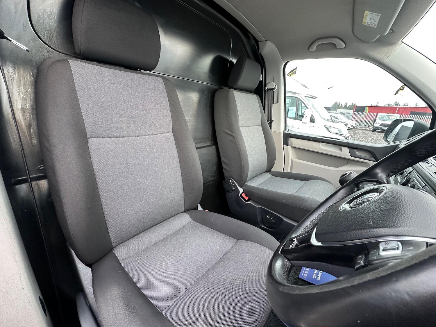 Used Volkswagen Transporter 2019 for sale - 77330819: Photo 14