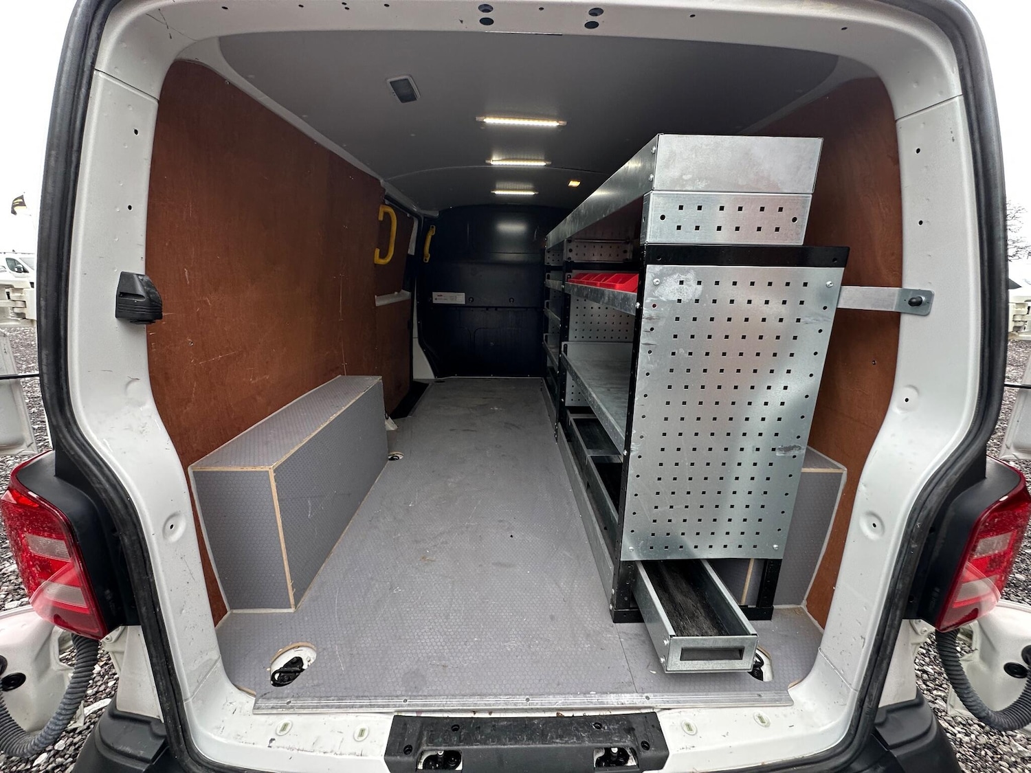 Used Volkswagen Transporter 2019 for sale - 77330819: Photo 15