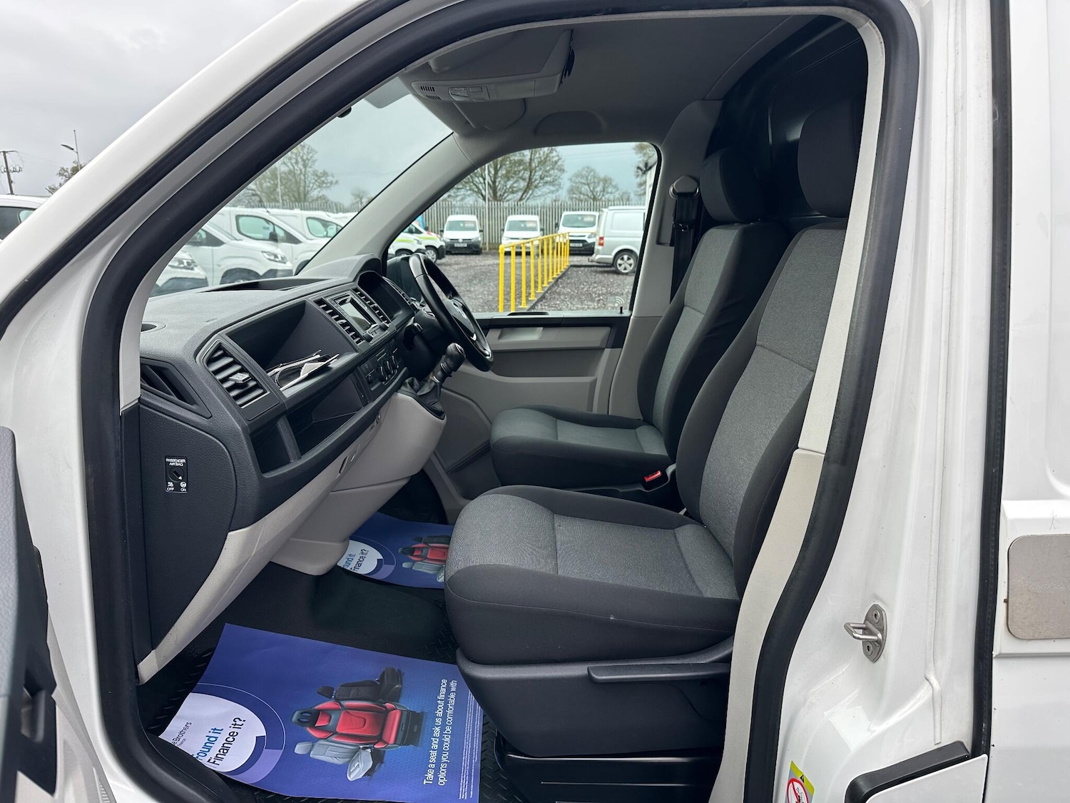 Used Volkswagen Transporter 2019 for sale - 77330819: Photo 20