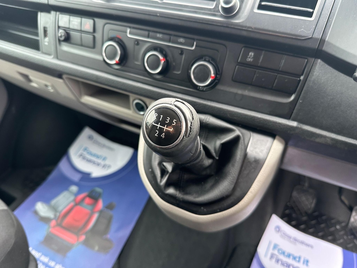 Used Volkswagen Transporter 2019 for sale - 77330819: Photo 25