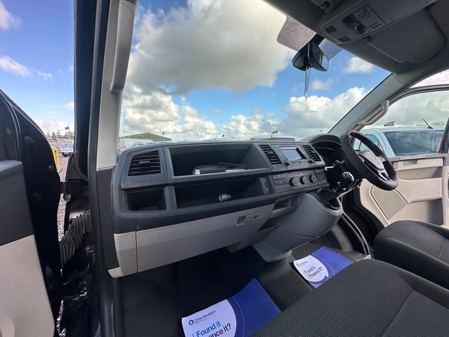 Used Volkswagen Transporter 2019 for sale - 77455181: Photo 27