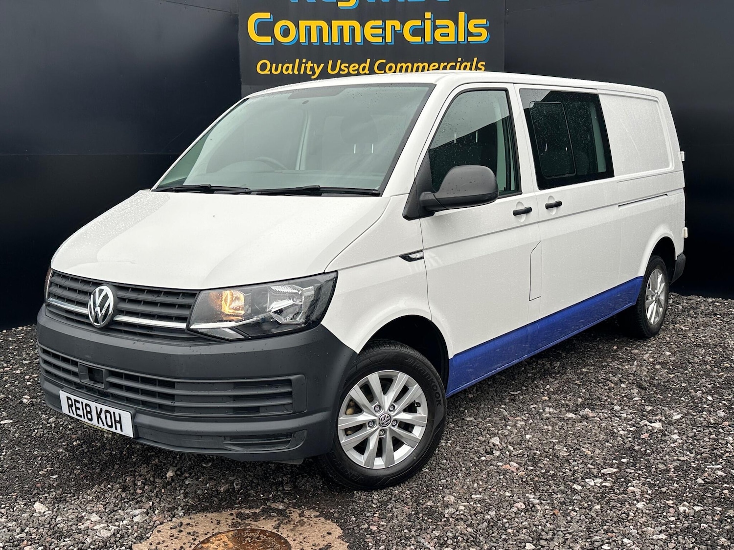 Used Volkswagen Transporter 2018 for sale - 77387327: Photo 3