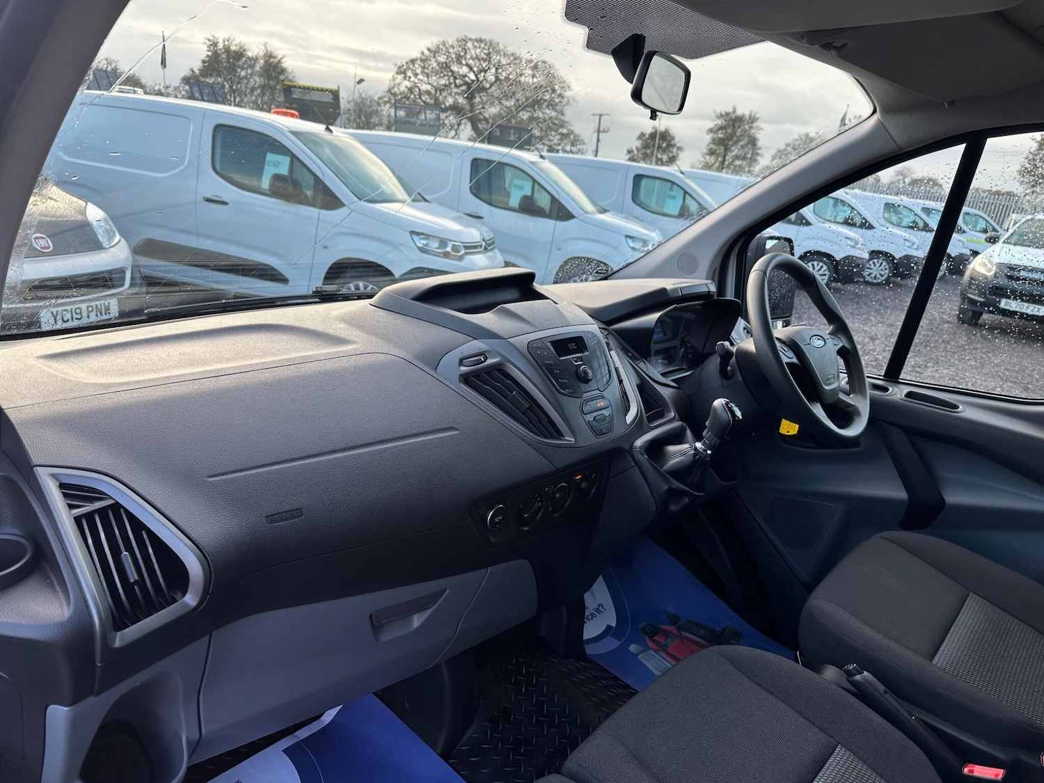 Used Ford Transit Custom 2017 for sale - 76990627: Photo 21