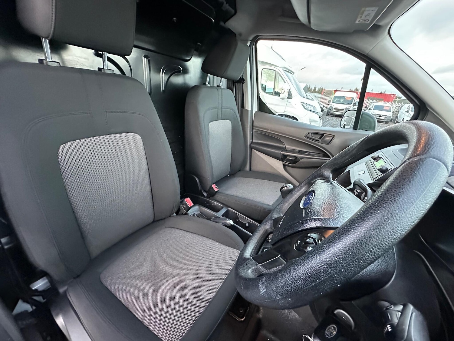 Used Ford Transit Connect 2020 for sale - 77174443: Photo 14