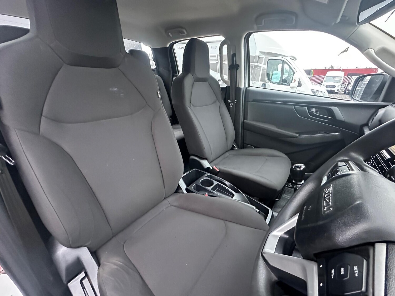 Used Isuzu D-Max 2022 for sale - 77410968: Photo 14