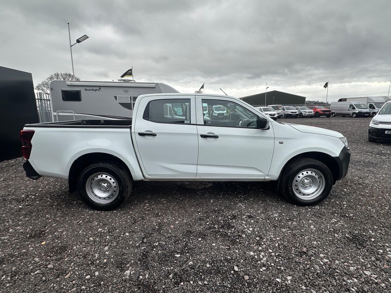 Used Isuzu D-Max 2022 for sale - 77410968: Photo 9