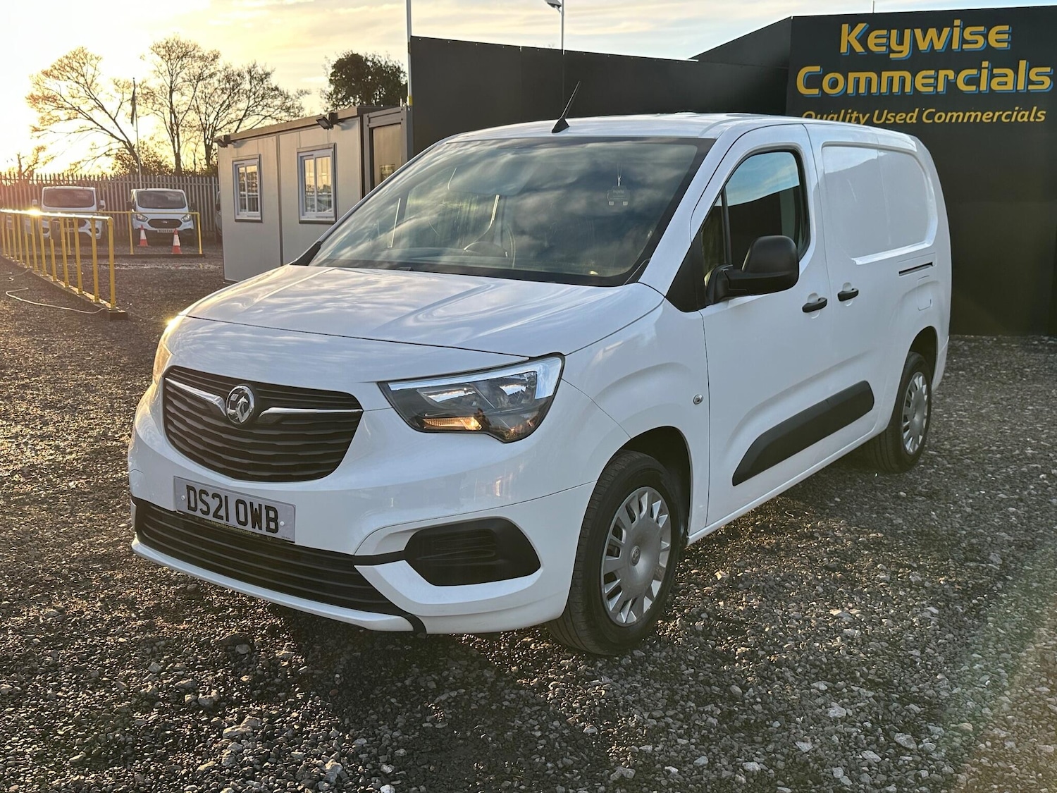 Used Vauxhall Combo 2021 for sale - 76964921: Photo 3