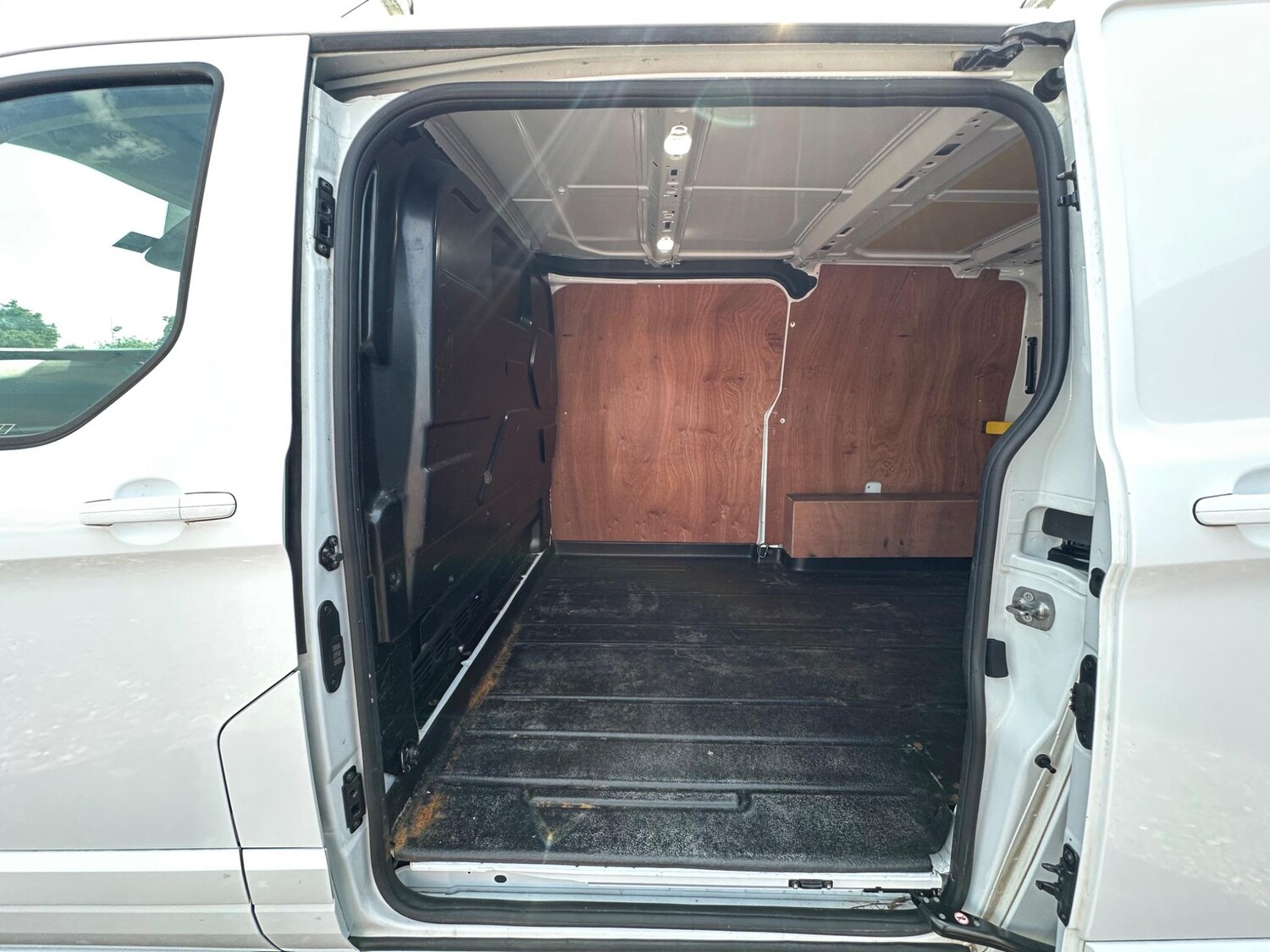 Vehicle 28