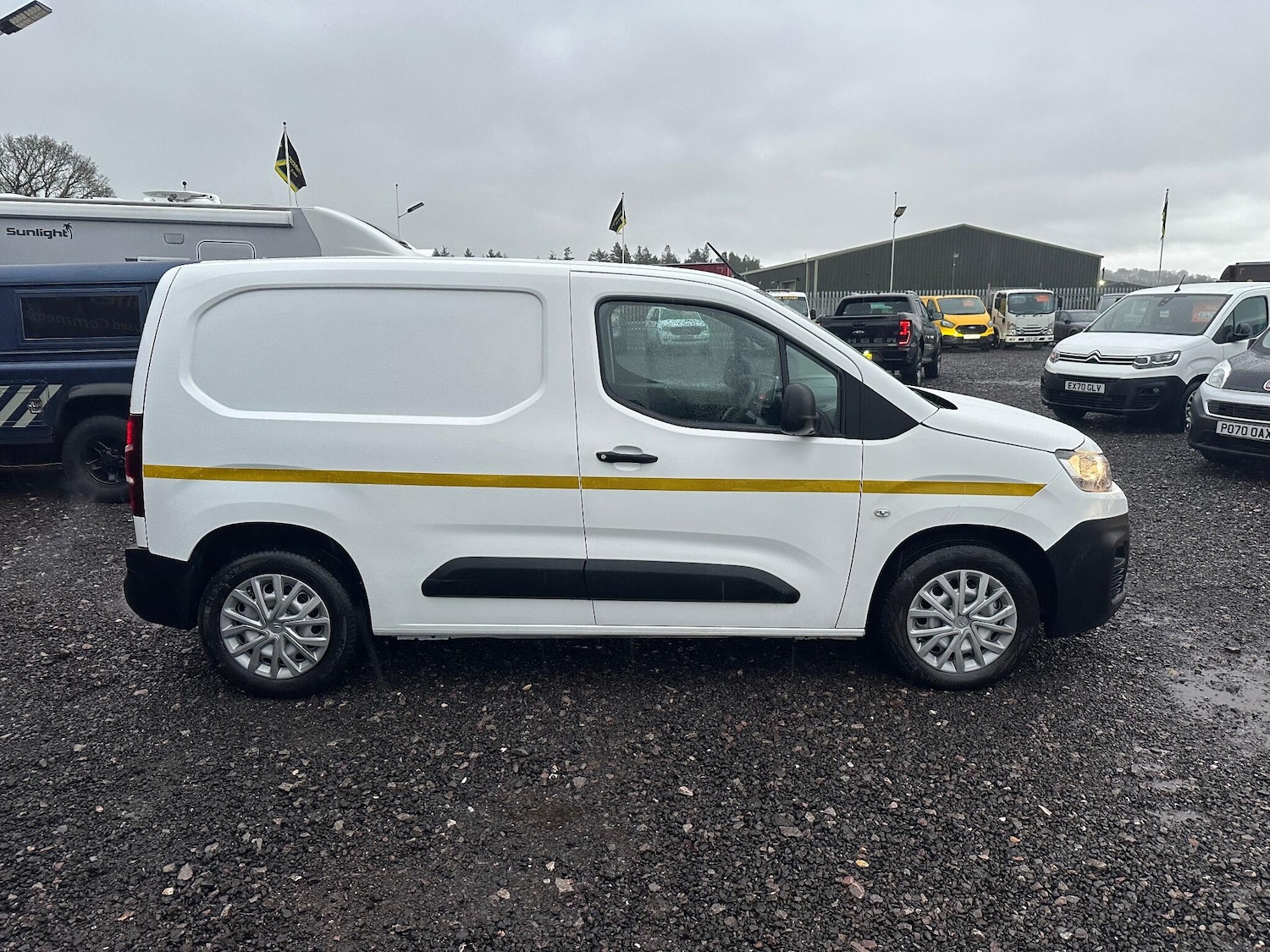 Used Citroen Berlingo 2020 for sale - 76952304: Photo 9