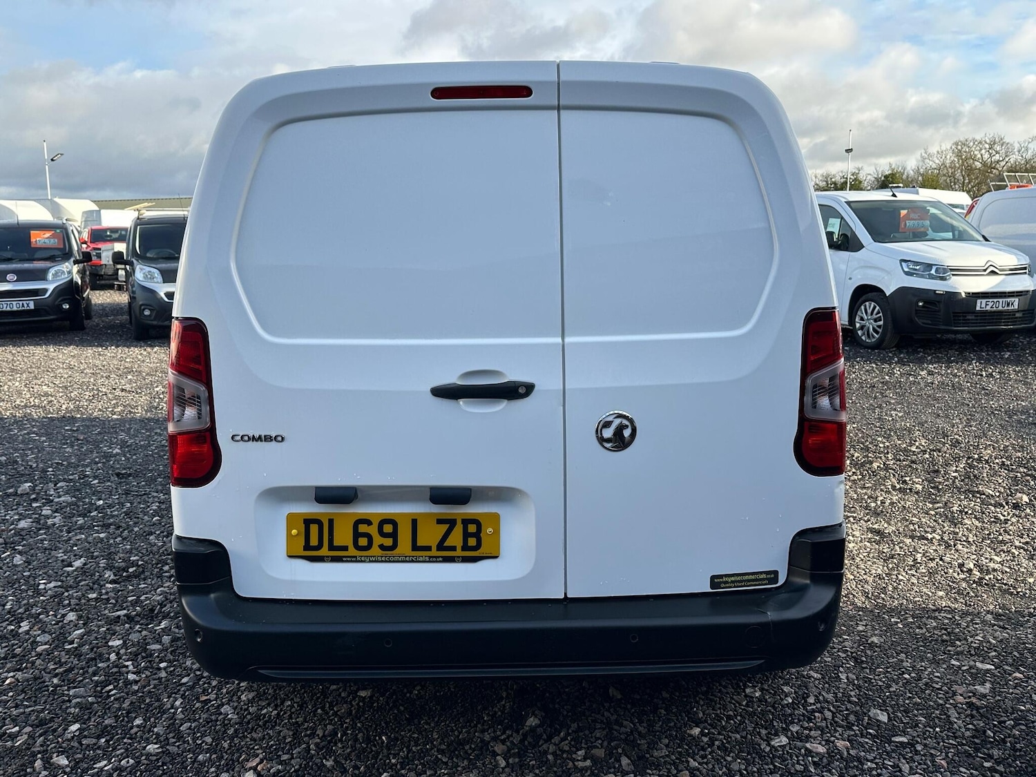Used Vauxhall Combo 2020 for sale - 77163162: Photo 8