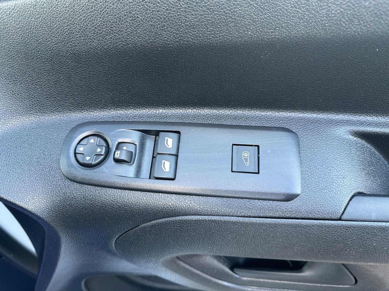 Used Vauxhall Combo 2020 for sale - 76988306: Photo 25