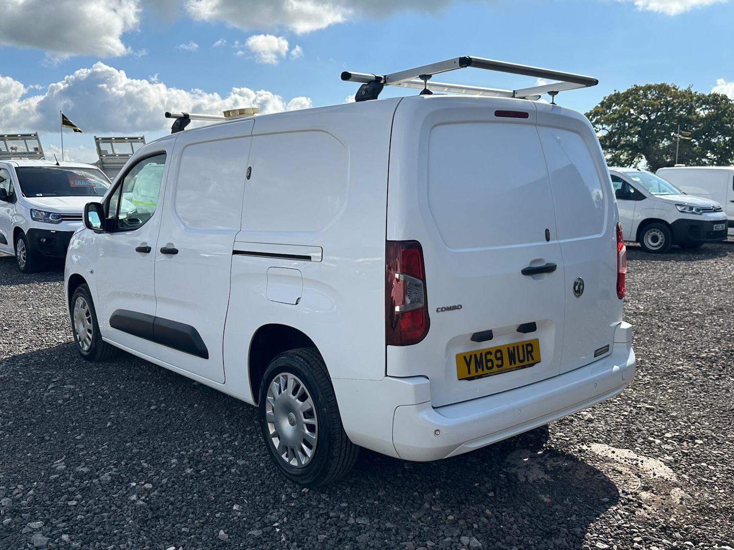 Used Vauxhall Combo 2020 for sale - 76988306: Photo 6