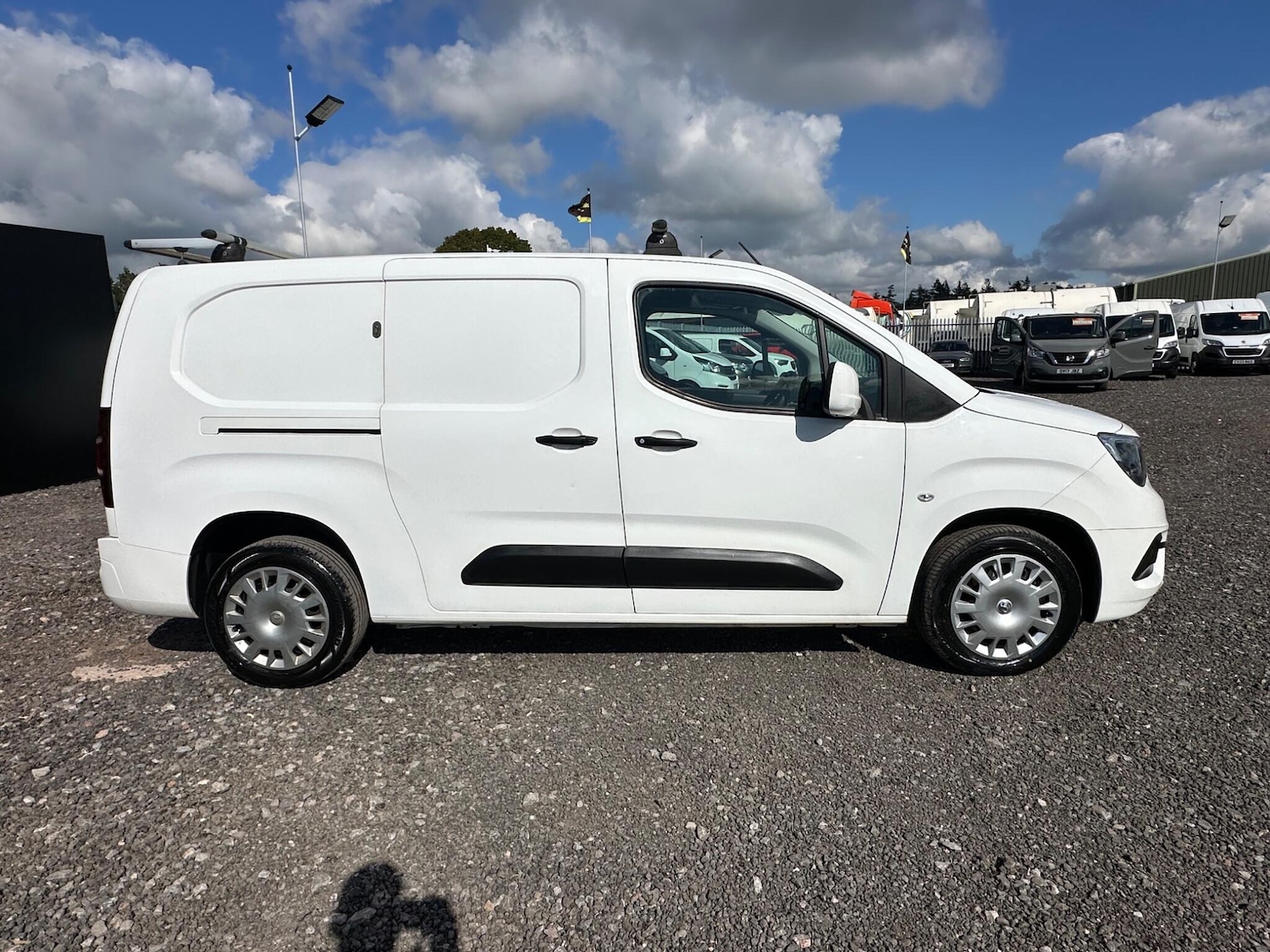 Used Vauxhall Combo 2020 for sale - 76988306: Photo 9