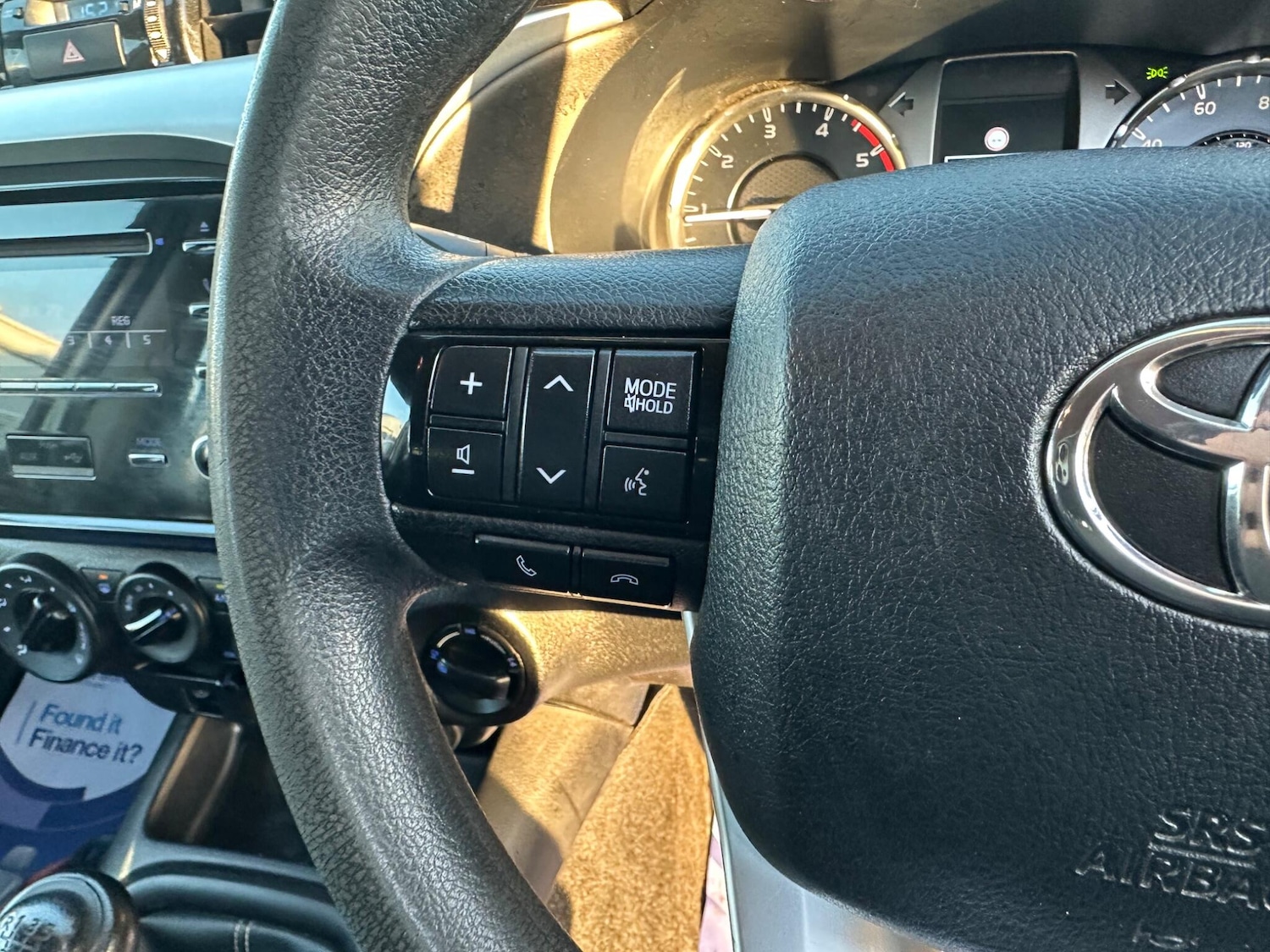 Used Toyota Hilux 2021 for sale - 76659159: Photo 26