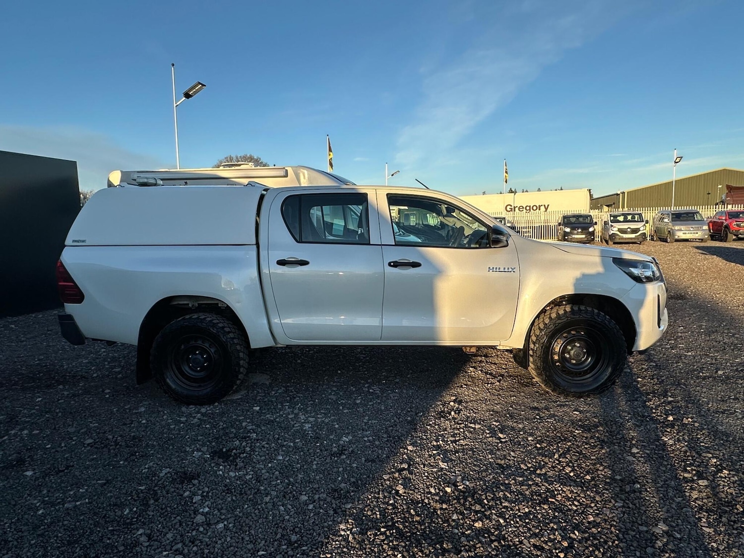 Used Toyota Hilux 2021 for sale - 76659159: Photo 9
