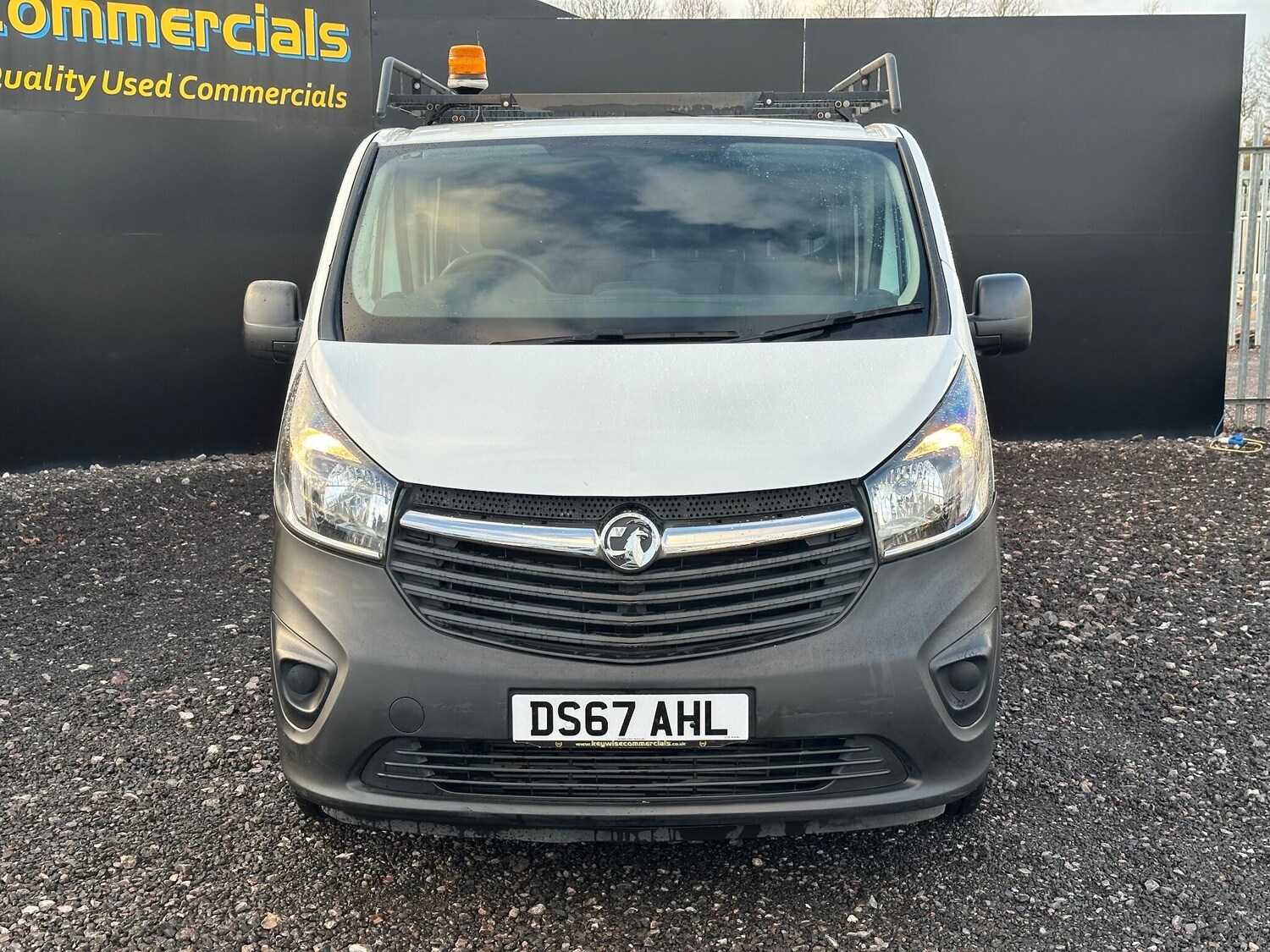 Used Vauxhall Vivaro 2017 for sale - 77538209: Photo 11