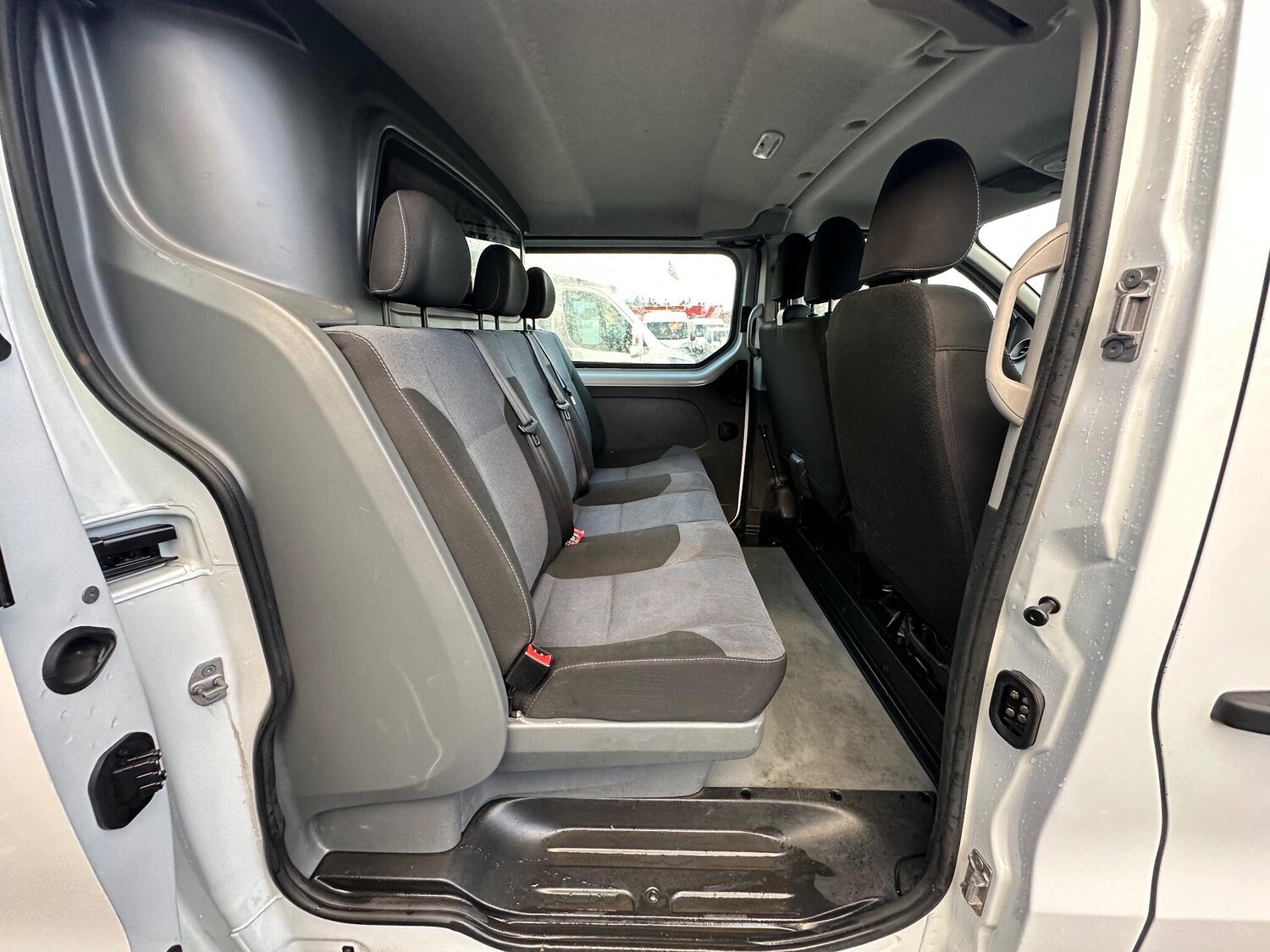 Used Vauxhall Vivaro 2017 for sale - 77538209: Photo 16