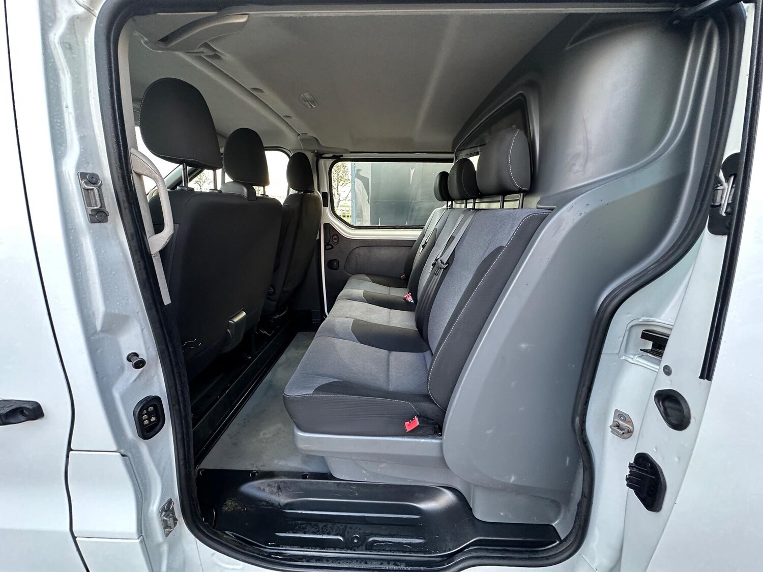 Used Vauxhall Vivaro 2017 for sale - 77538209: Photo 18