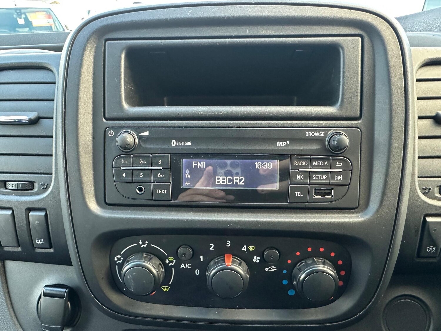 Used Vauxhall Vivaro 2017 for sale - 77538209: Photo 22