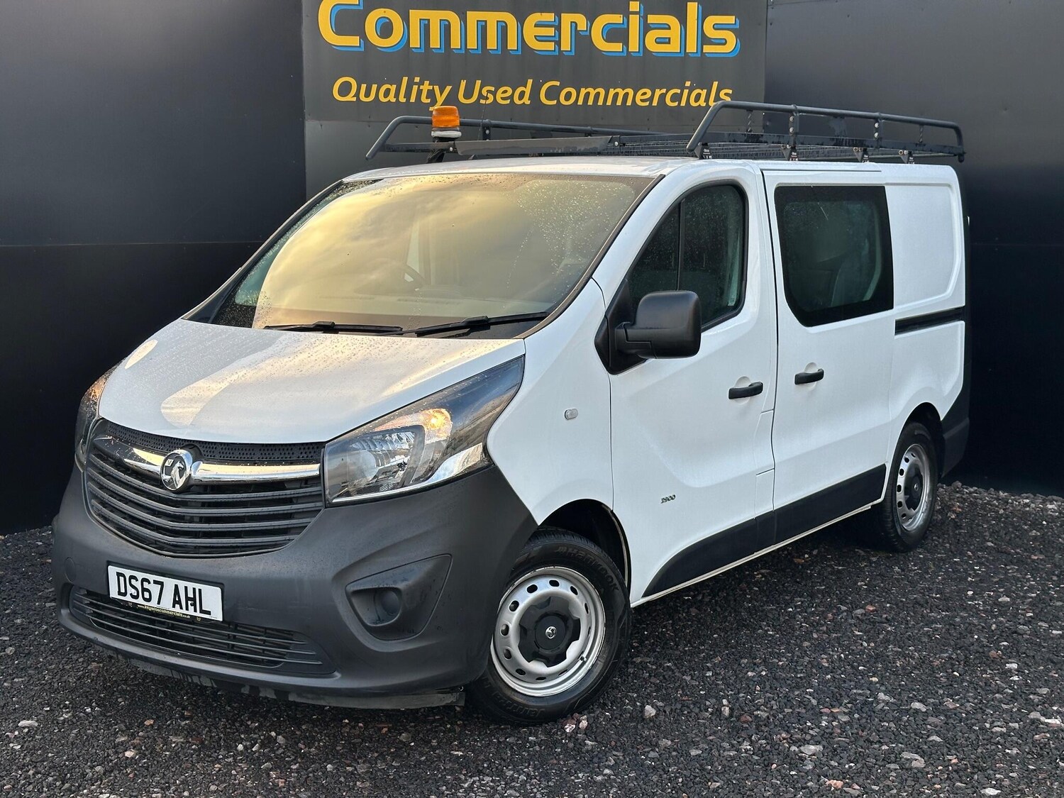 Used Vauxhall Vivaro 2017 for sale - 77538209: Photo 3