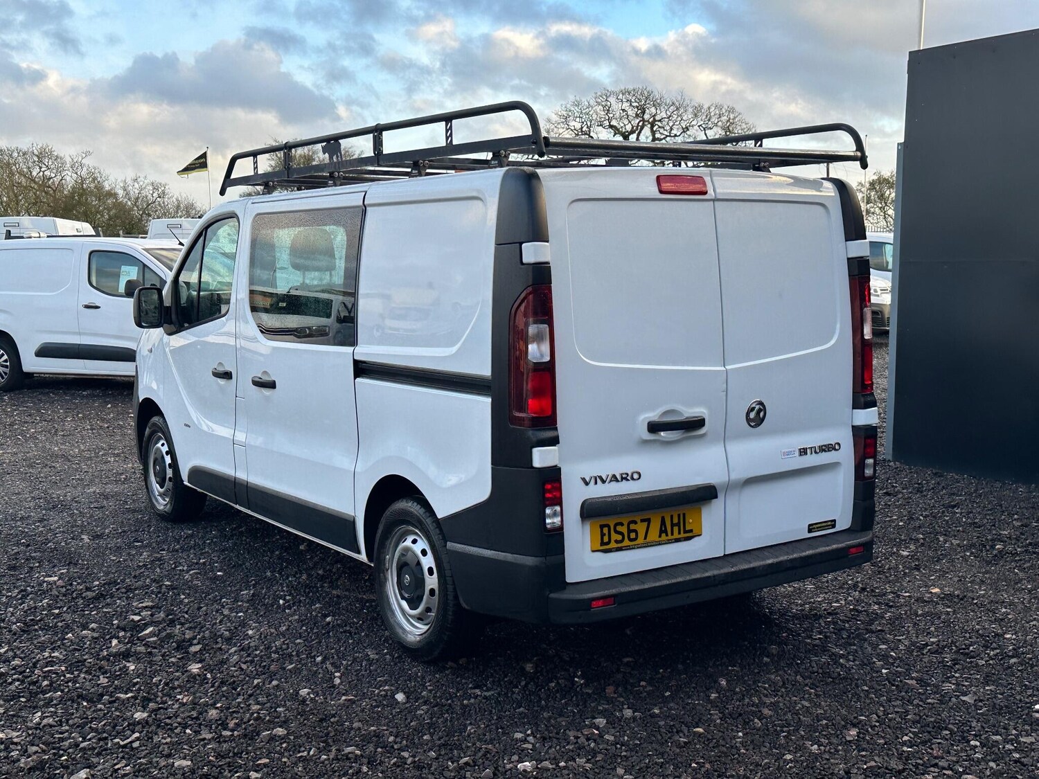 Used Vauxhall Vivaro 2017 for sale - 77538209: Photo 6