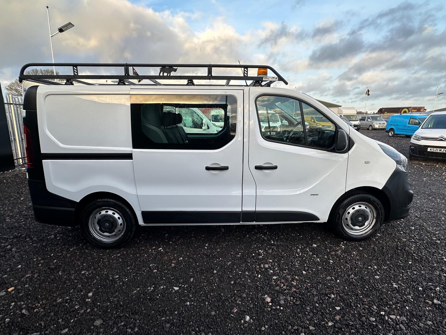 Used Vauxhall Vivaro 2017 for sale - 77538209: Photo 9