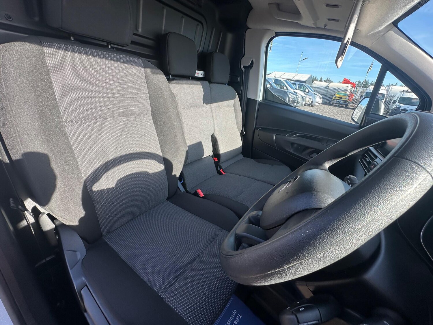 Used Citroen Berlingo 2023 for sale - 76992173: Photo 14