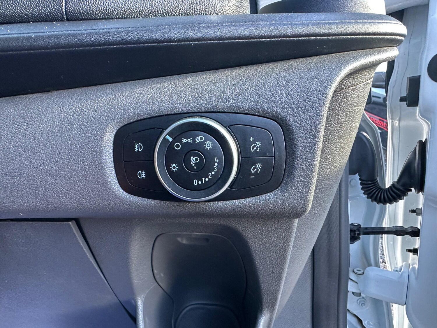 Used Ford Transit Custom 2019 for sale - 76700609: Photo 28