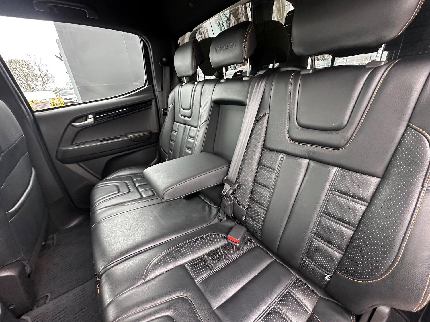 Used Isuzu D-Max 2018 for sale - 78101325: Photo 18