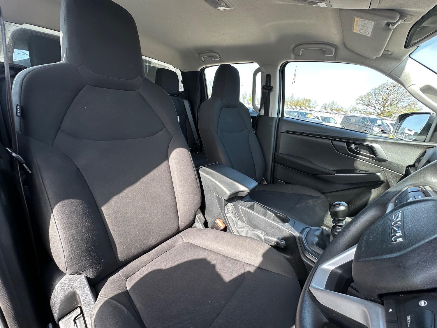 Used Isuzu D-Max 2023 for sale - 78170233: Photo 14