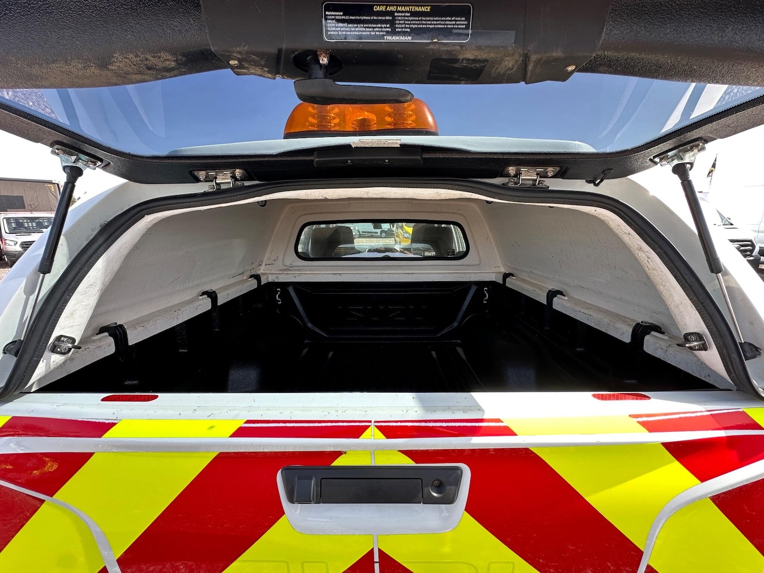 Used Isuzu D-Max 2023 for sale - 78170233: Photo 17